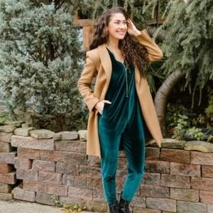 Smash + Tess Elevated Emerald Velvet Romper Size Medium